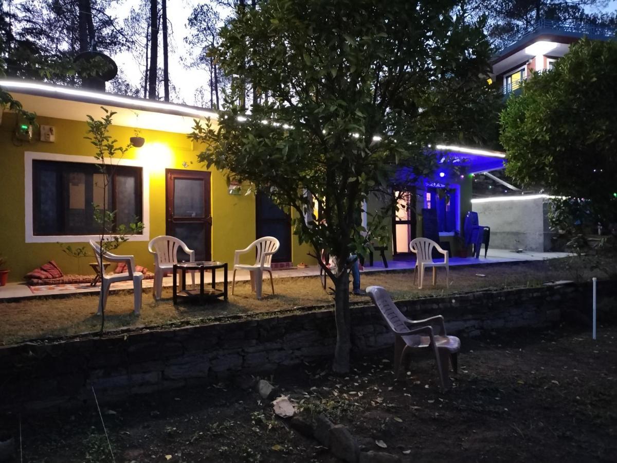 Hotel Le Jardin .  Almora Exterior foto